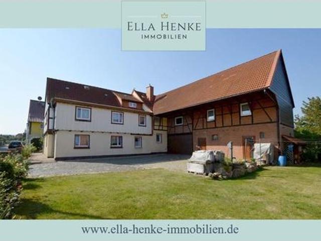 Gepflegtes Bauernhaus mit 2 Wohnungen und großem, teilweise ausgebautem Nebengebäude