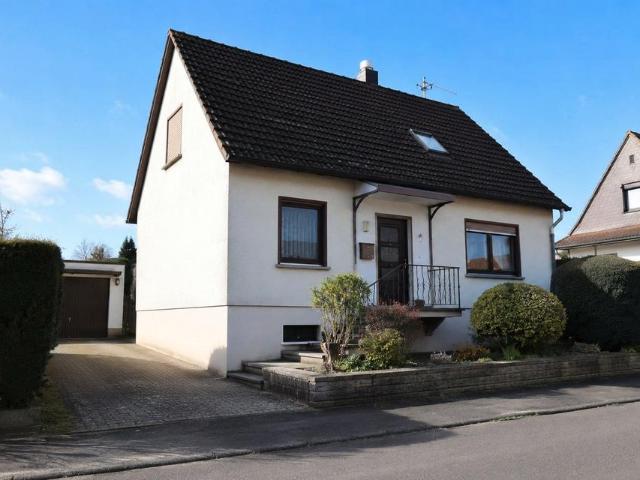 Gepflegtes Einfamilienhaus in Saarlouis – ruhige Wohnlage