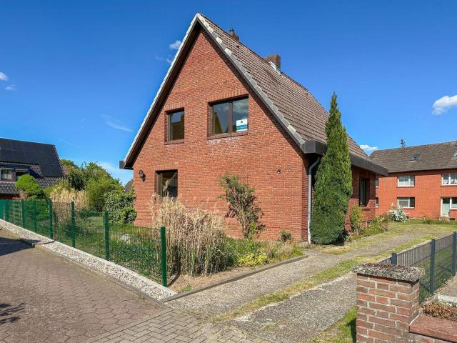 Gepflegtes Einfamilienhaus mit 103?m² Wohnfläche, Vollkeller und energieeffizienter Gasheizung Bj. 2017