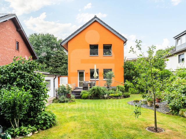Gepflegtes Einfamilienhaus mit tollem Gartengrundstück!