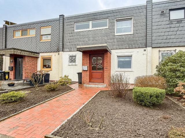 Gepflegtes Reihenmittelhaus in Surheide – Raumwunder mit gemütlichem Garten