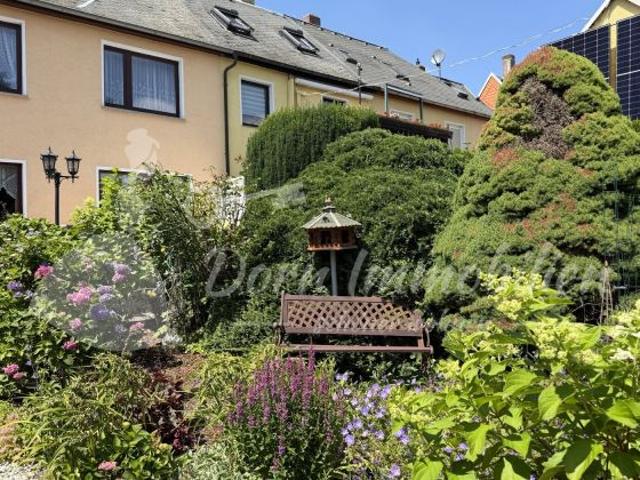 Gepflegtes Reihenendhaus mit herrlichem Garten bevorzugte Lage in Zwickau Auerbach im Verkauf