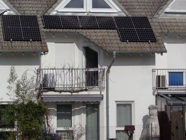 gepflegtes Reihenhaus mit Terrasse und Garten, Energieeffizienz B