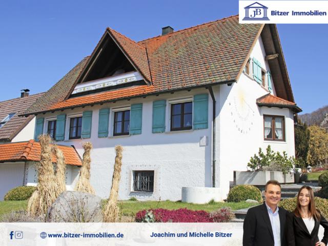 Gepflegtes und idyllisches Wohnhaus im rustikalen Stil