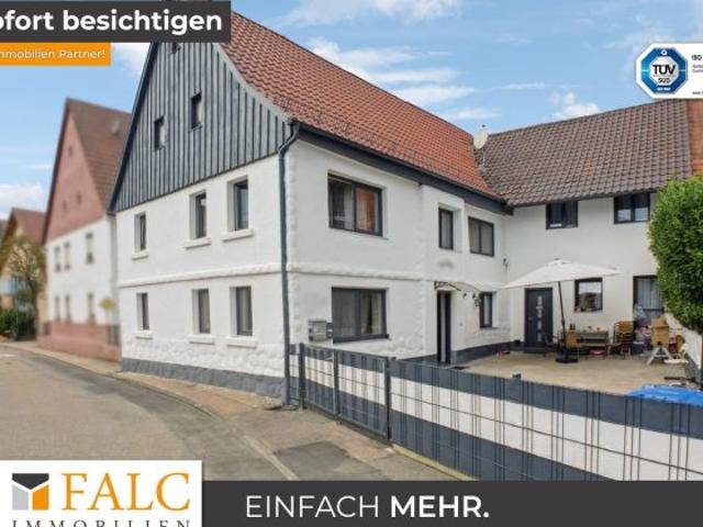 Gepflegtes und renoviertes Zweifamilienhaus