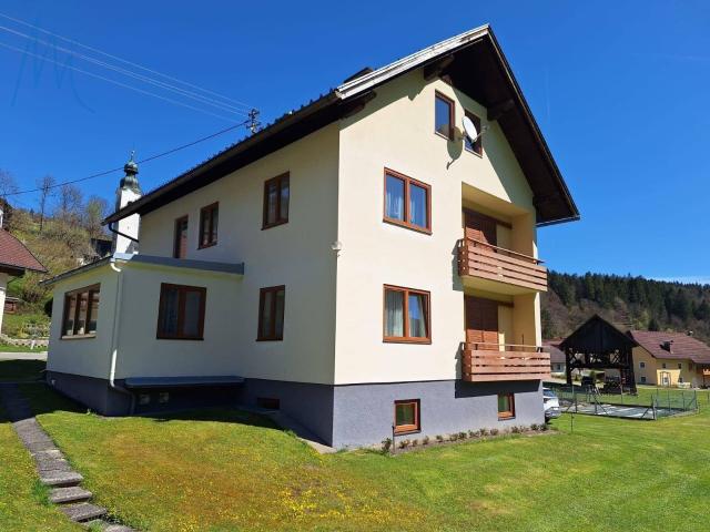 Schönes Zweifamilienhaus direkt zum Einziehen und wohnen nähe Presseggersee/ Nassfeld/ Italien