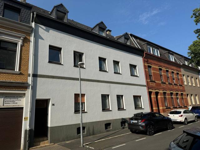 Gepflegtes 3 Familien / Mehrfamilienhaus in Mülheim/ Nähe Oppspring u. Witthaus Busch