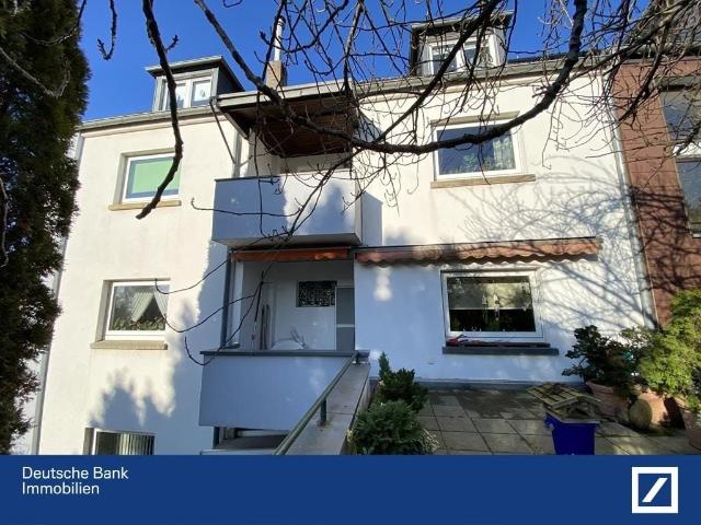 Gepflegtes 4 Familienhaus in zentraler Lage von Mülheim sucht neuen Eigentümer