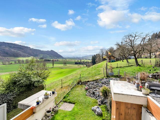 Gepflegtes 5.5 Zimmer Reihenmittelhaus mit Garten und Fernsicht