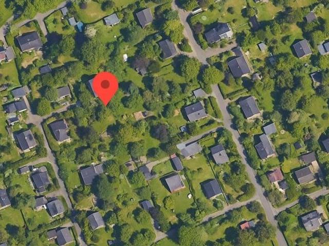 Geplanter Neubau in zweiter Reihe, naturnah und zentral