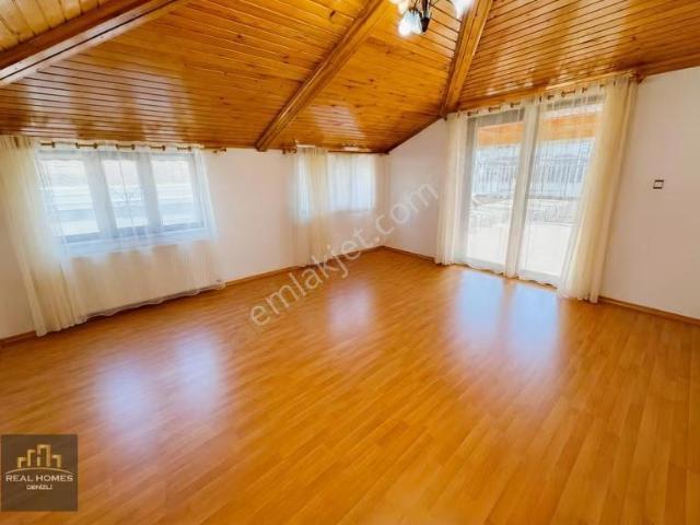 Gerzele'de Manzaralı 3+1 Teras Kat Daire eşyalı/eşyasız