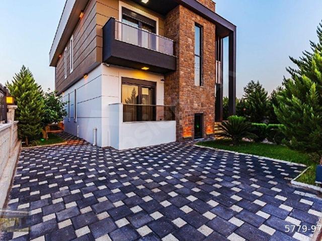 GERÇEK VİLLA *ULTRA LÜX KALİTEDE* ORMAN VE DOĞAYLA BAŞBAŞA