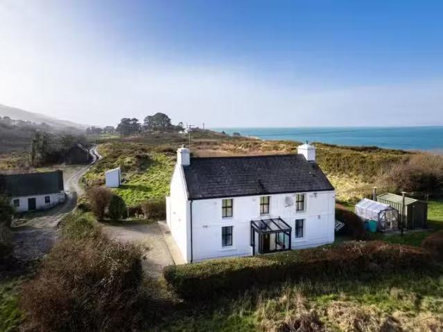 Gerahies, Bantry, Co. Cork, P75A389 is for sale