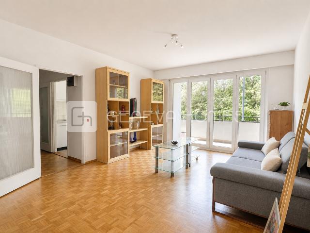 Geräumige 3.5 Zimmer Wohnung in Versoix