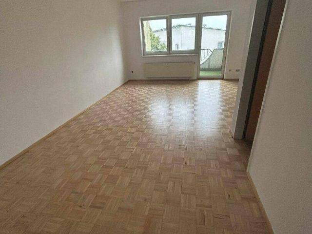 Geräumige 3 Zimmer Wohnung in Enns mit Loggia und Stellplatz – Ihr neues Zuhause!