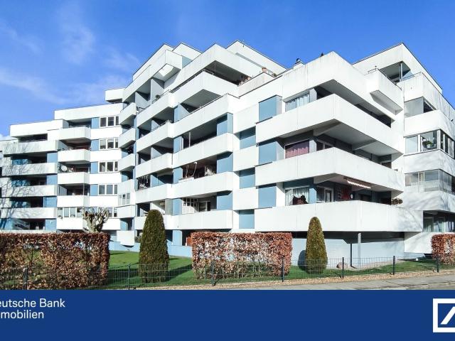 Geräumige 3 Zimmer Wohnung mit 2 Balkonen in zentrumsnaher Lage