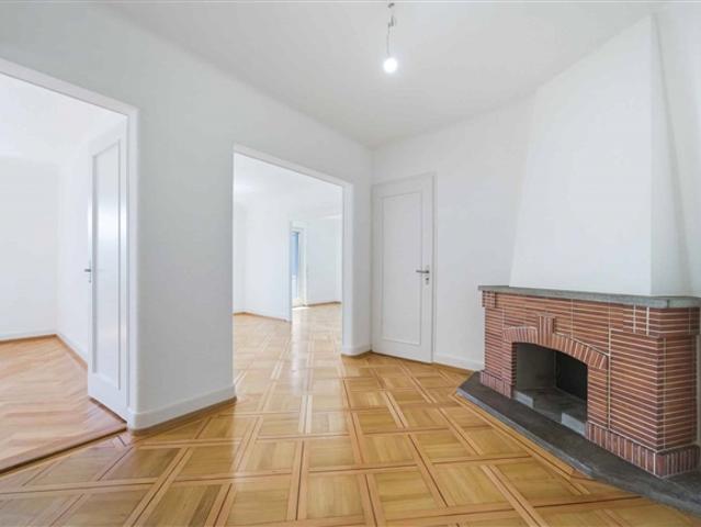 Geräumige 2,5 Zimmer Wohnung mit Blick auf den See