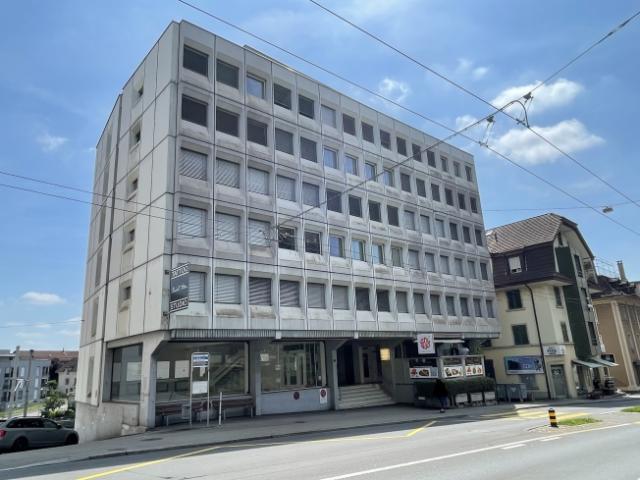 Geräumige 2.5 Zimmer Wohnung im Herzen von Emmenbrücke