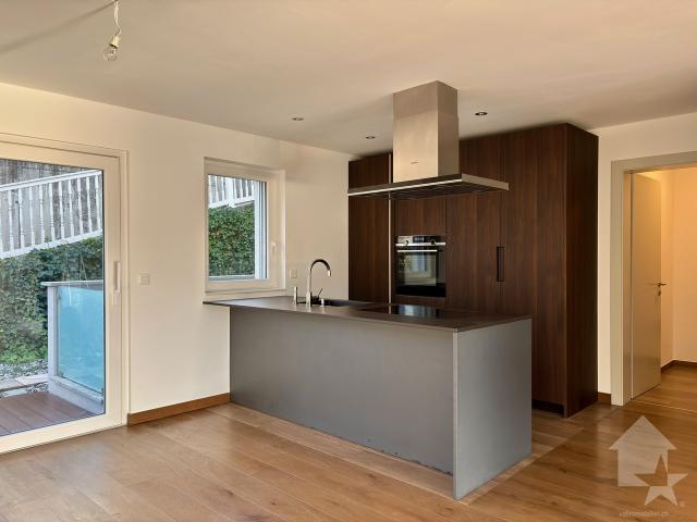 Geräumige 4,5 Zimmer und eigenständige Fläche von 60 m²