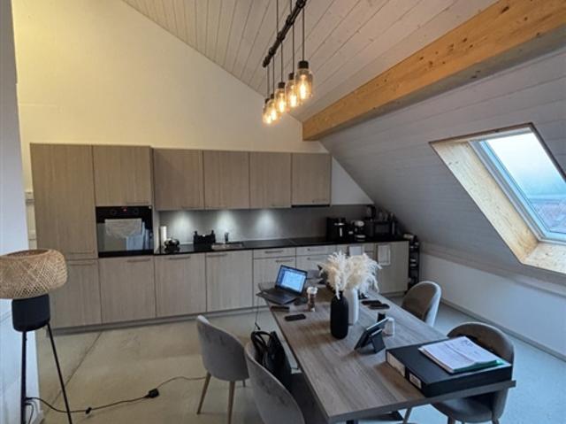 Geräumige 4,5 Zimmer Wohnung im 3. Stock