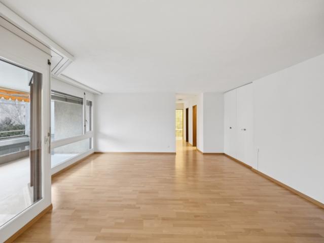 Geräumige 4.5 Zimmer Wohnung in begehrter Lage!