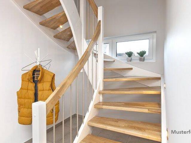 Geräumige 4 Zimmer Wohnung