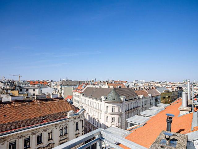 Geräumige Dachgeschosswohnung mit Terrassen und romantischem Blick über Wien
