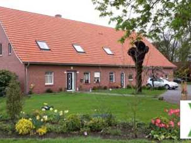 Geräumige Erdgeschosswohnung in Resthof, traumhafter Ortsrandlage