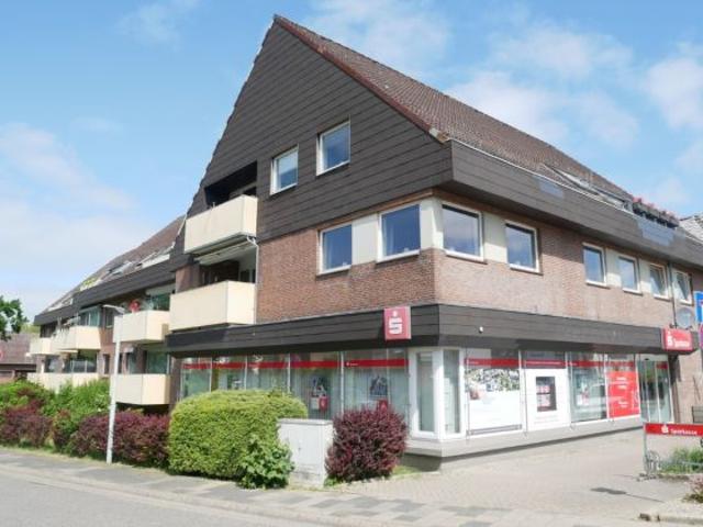 Geräumige, helle 3 Zimmer Dachgeschoßwohnung mit Balkon in 24837 Schleswig zu verkaufen