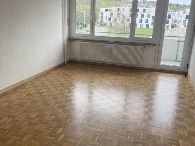 Geräumige & helle Wohnung an ruhiger Lage
