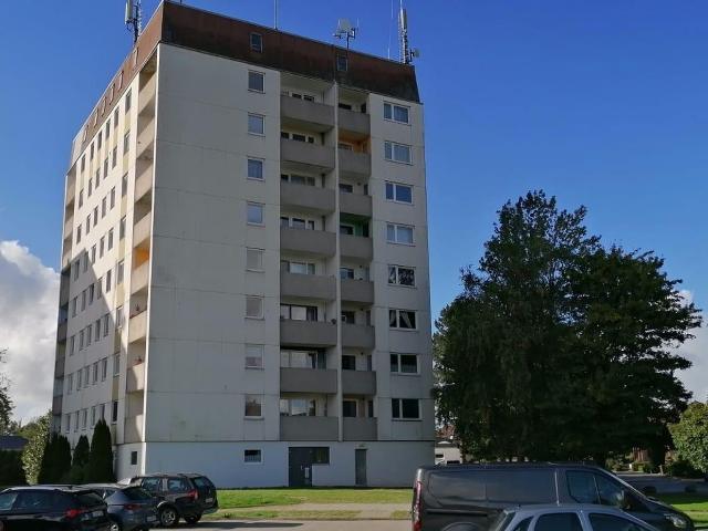 Geräumige und sonnige 3 Zimmer Wohnung