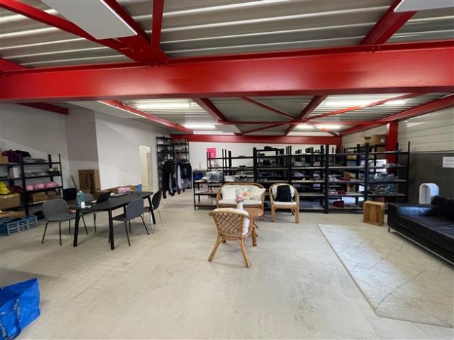 Geräumiges Atelier im Gewerbehaus in Gretzenbach 173m²