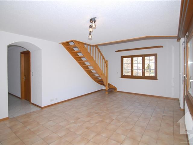 Geräumiges Duplex Apartment in den Bains de Saillon