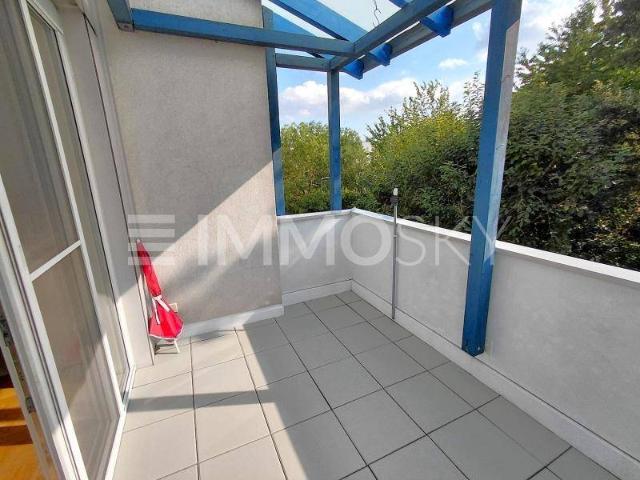 Geräumiges Eigenheim mit Loggia mit oder auch ohne Einzelgarage!