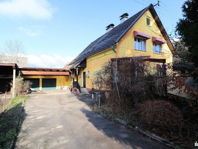 Geräumiges Ein Zweifamilienhaus mit Potenzial im Klagenfurter Stadtteil St. Martin