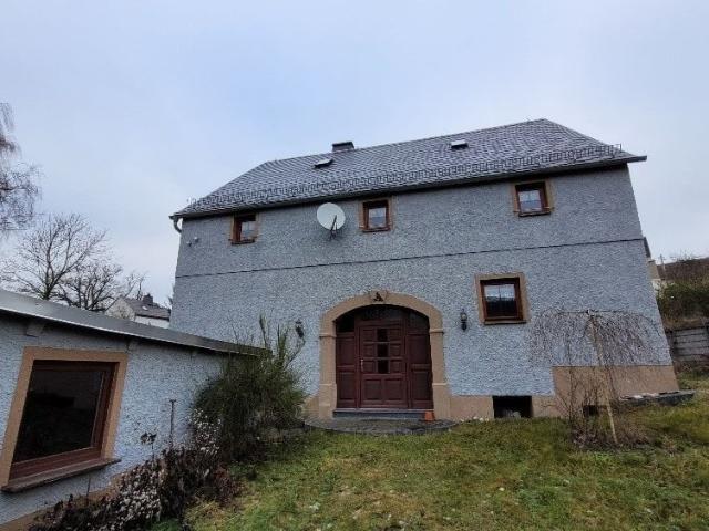 Geräumiges Haus mit historischem Charme!