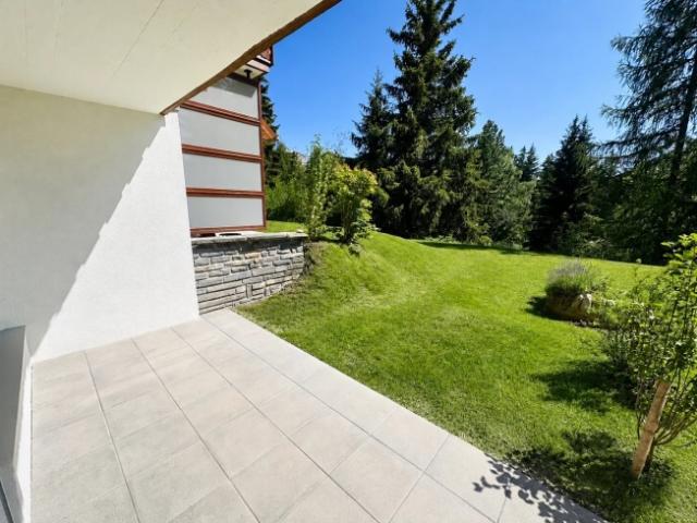 Geräumiges Studio Apartment auf Gartenebene im Herzen von Crans Montana