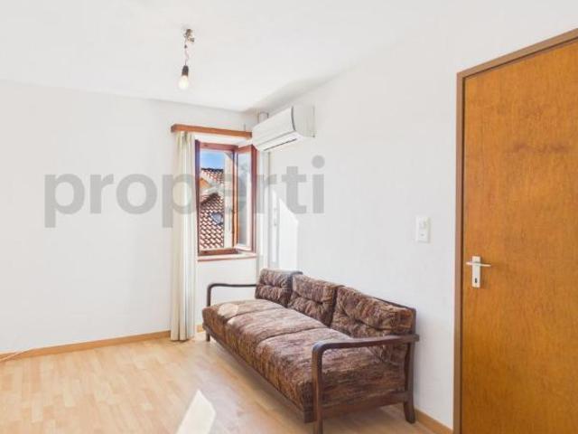 Geräumiges 7.5 Zimmer Reihenhaus mit grossem Keller, Alto Malcantone Mugena