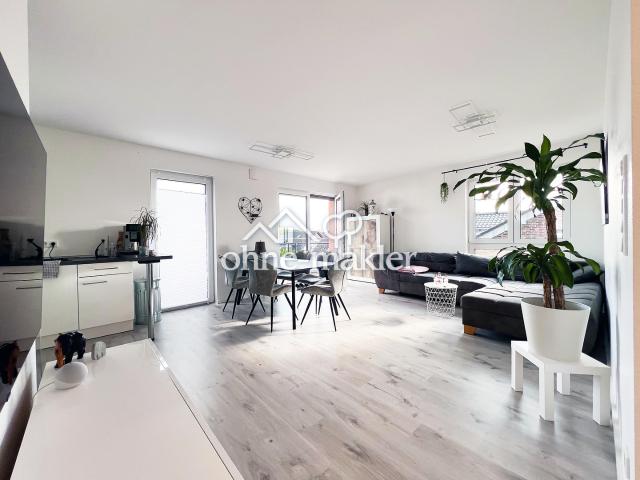 Geräumigkeit, Luxus, Licht: 4 Zimmer Wohnung in Siegburg! Balkon, 2 Badezimmer, Aufzug & Erdwärme