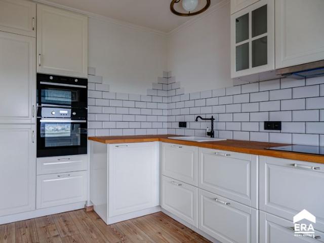 Gerenoveerd, 3slpk appartement met prachtig zicht te Genk