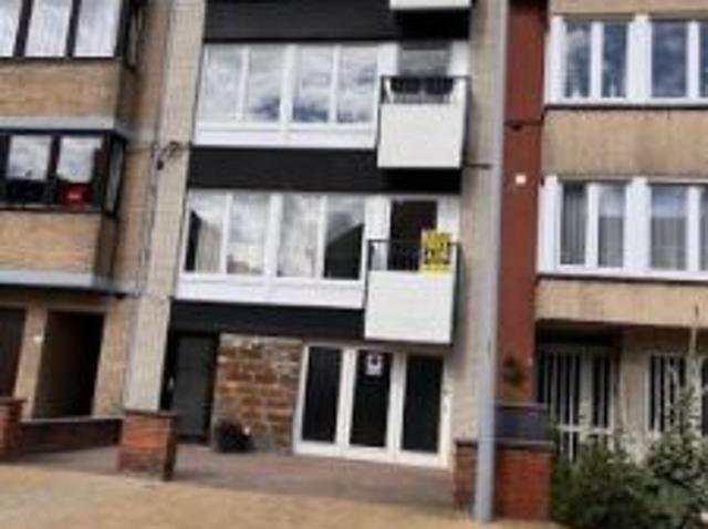 Gerenoveerd tweeslaapkamerappartement van maar liefst 90 m2