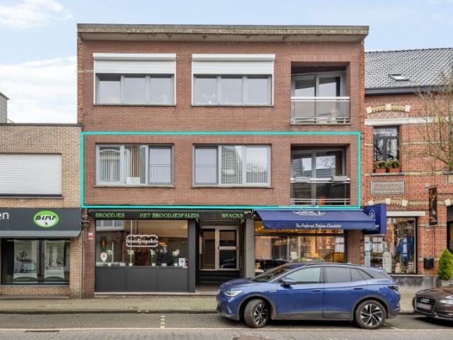 Gerenoveerd APP op 1eV met 3 SLK & terras in het centrum van Aartselaar