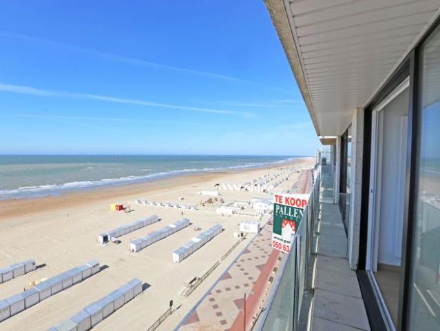 Gerenoveerd appartement zeedijk Duinbergen
