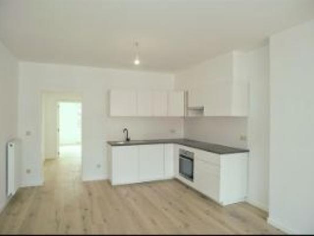 Gerenoveerd appartement met 3 SLPK