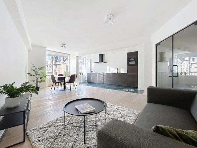 Gerenoveerd appartement met 2 slpk en terras