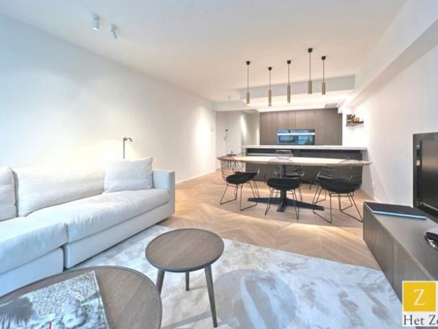 Gerenoveerd appartement op enkele passen van de Zeedijk
