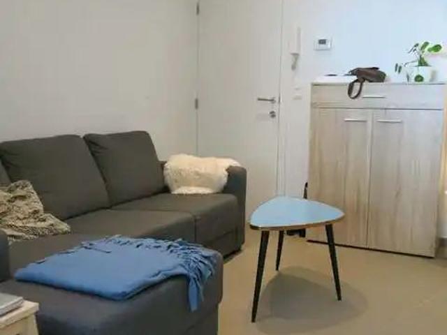 Gerenoveerd gelijkvloers appartement met ruim STADSTERRAS te huur in Brugge