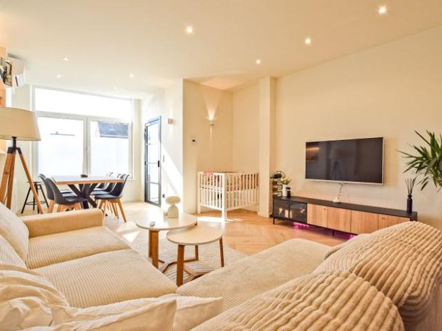 Gerenoveerde energiezuinige woning, centrum Veurne