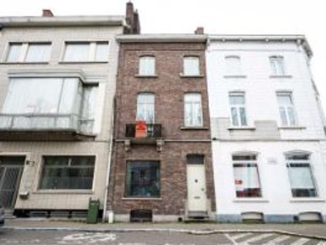Gerenoveerde ruime woning