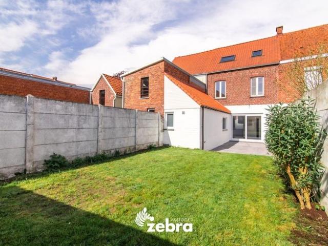 Gerenoveerde woning met 2 3 slaapkamers en extra mogelijk.